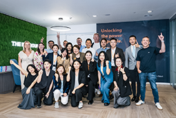 从中国到伦敦：k8凯发国际国际的 “无边界” 平台，让优秀者与世界对话